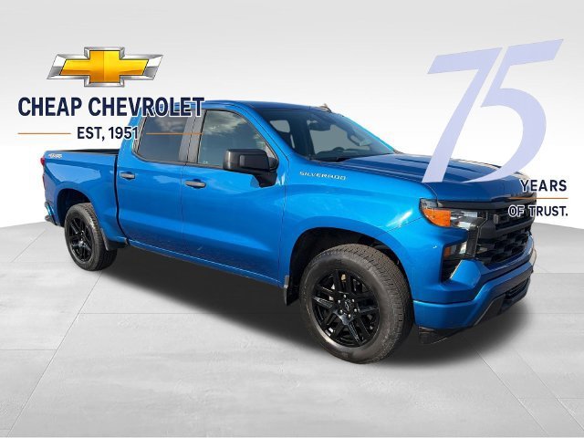 Used 2022 GLACIER BLUE METALLIC Chevrolet Custom image 7