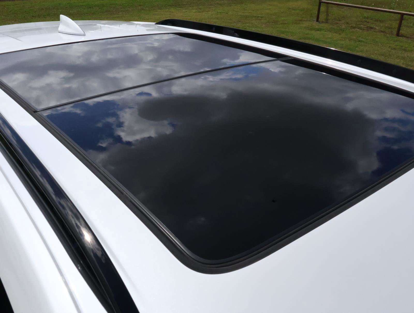 Used 2023 Crystal White Tricoat Cadillac Sport image 12