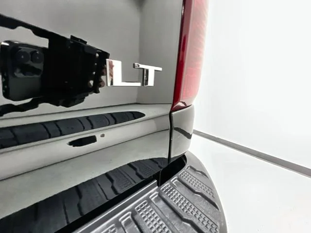 New 2026 Black Chevrolet LT image 32