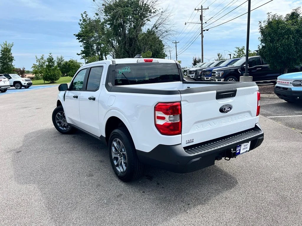 New 2026 White Ford XLT image 4