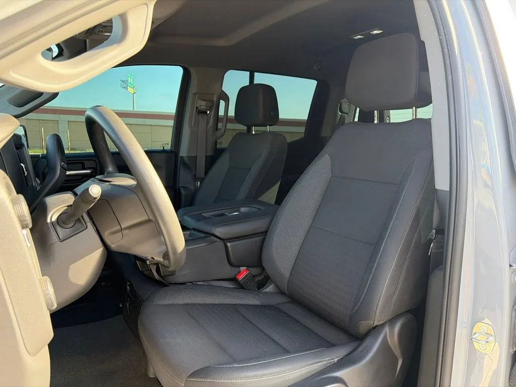 Used 2024 Slate Gray Metallic Chevrolet Custom image 13
