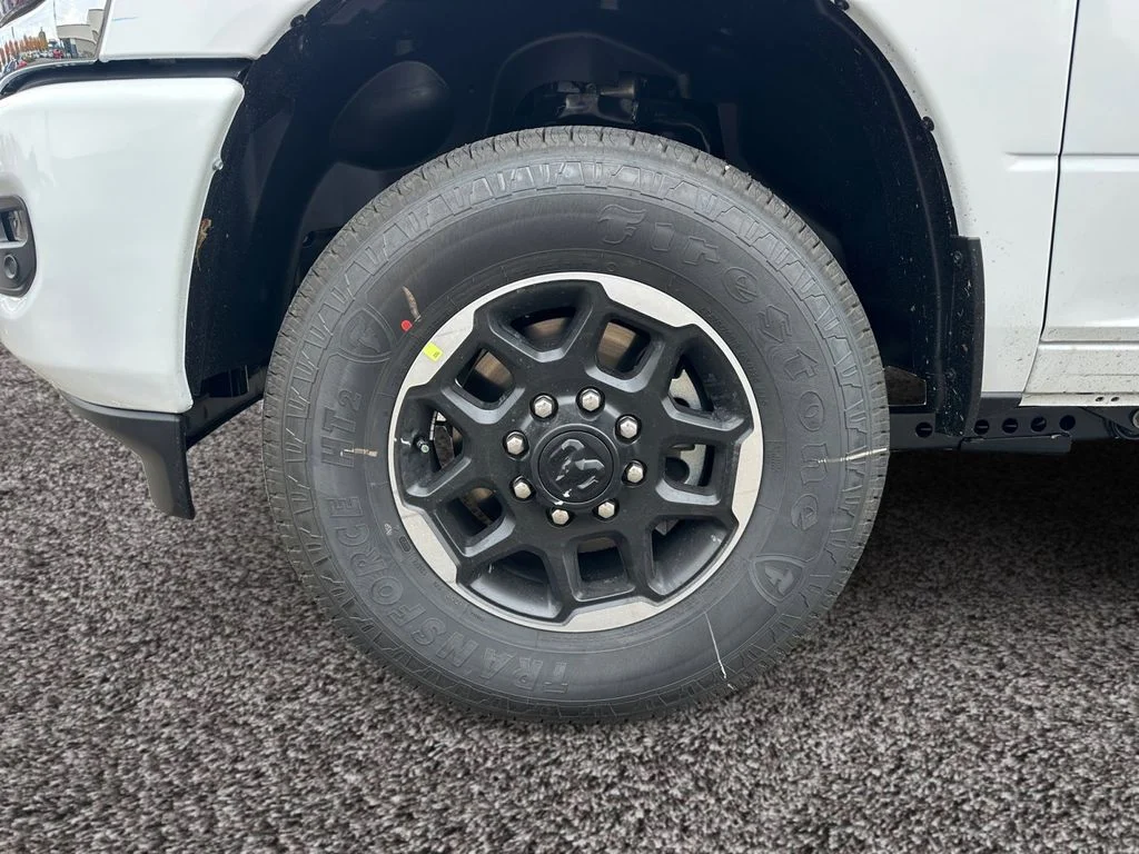 New 2026 Bright White Clear-Coat Exterior Paint RAM Laramie image 10