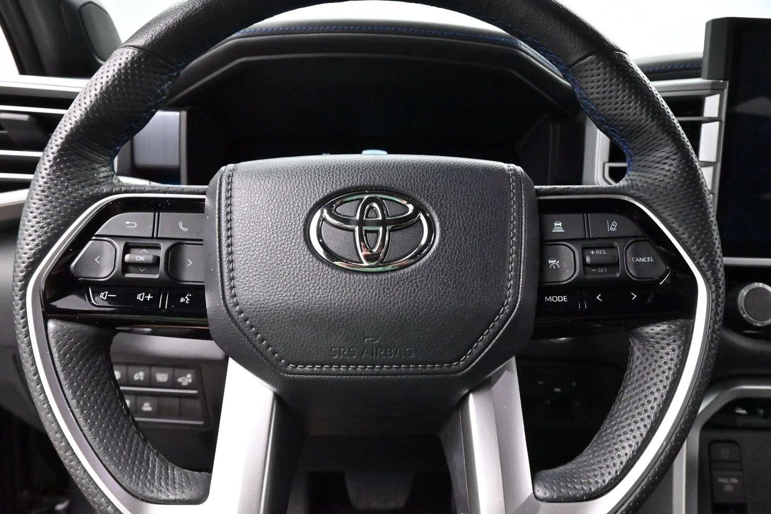 Used 2023 Magnetic Gray Metallic Toyota Platinum image 21