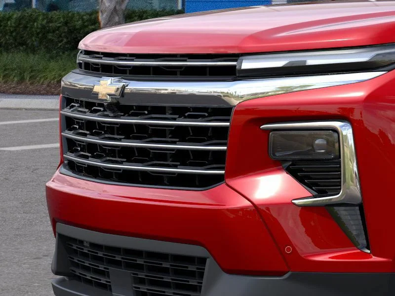 Used 2025 Radiant Red Tintcoat Chevrolet LT image 13