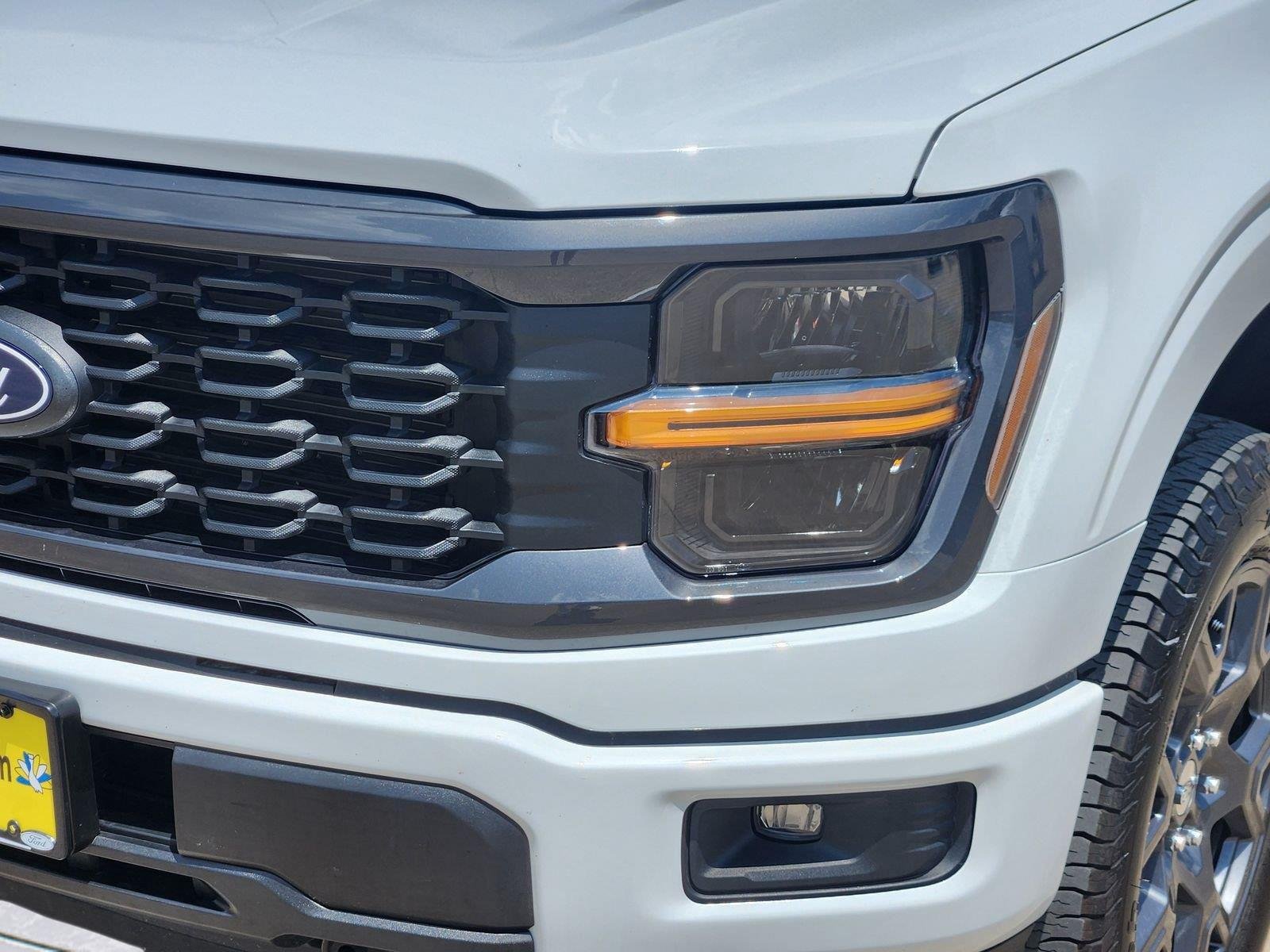 Certified Used 2026 Oxford White Ford STX image 7
