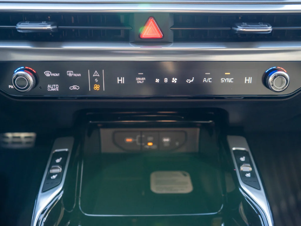 New 2026 Volcanic Sand Kia X-Line SX Prestige AWD image 27