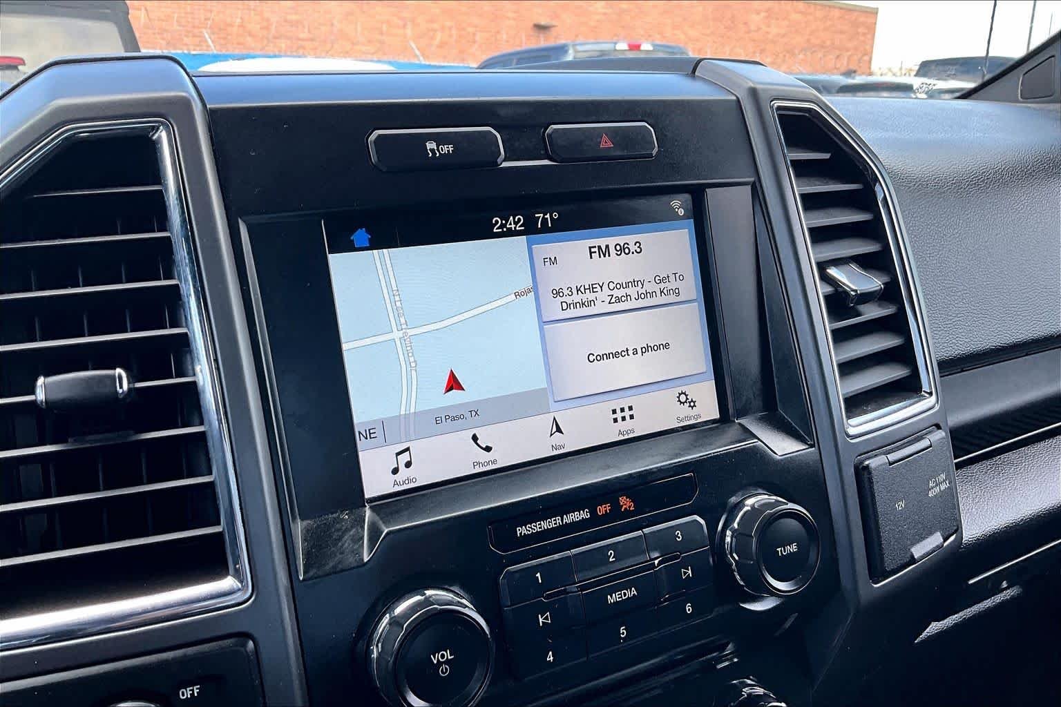 Used 2016 Shadow Black Ford XLT image 31