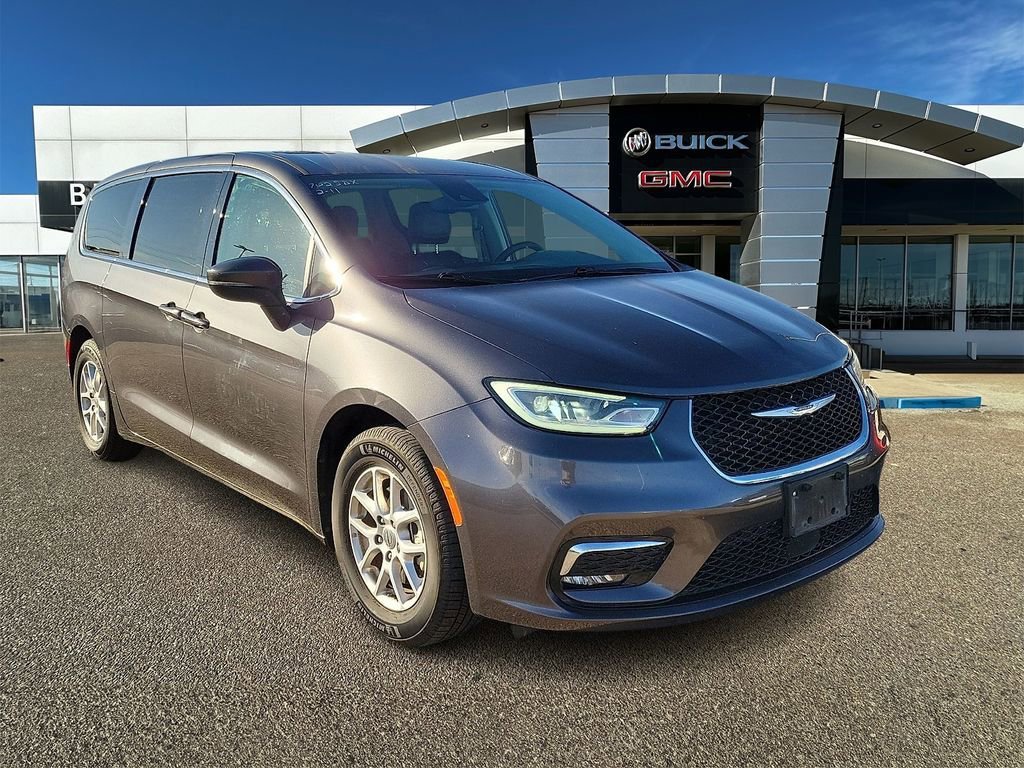 2023 Chrysler Pacifica Touring L
