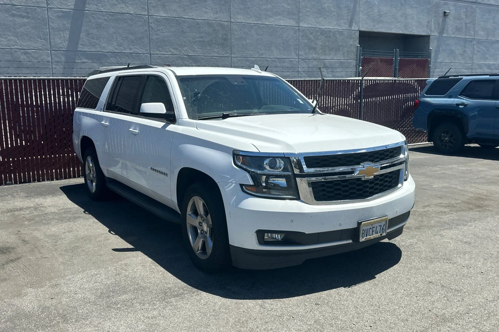 Used 2018 Chevrolet Suburban LT with VIN 1GNSKHKC4JR257708 for sale in Gilroy, CA
