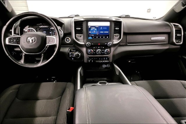 Used 2023 Diamond Black Crystal Pearlcoat Ram Big Horn/Lone Star image 19