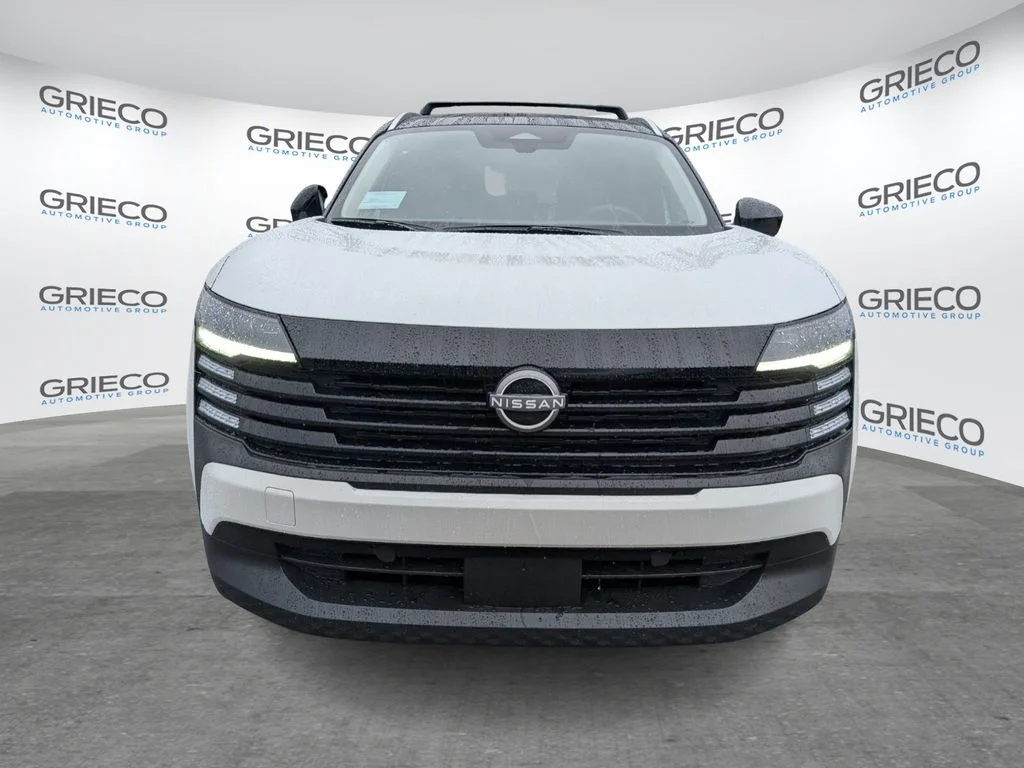 New 2026 Aspen White TriCoat / Super Black Two-tone Nissan SV image 2