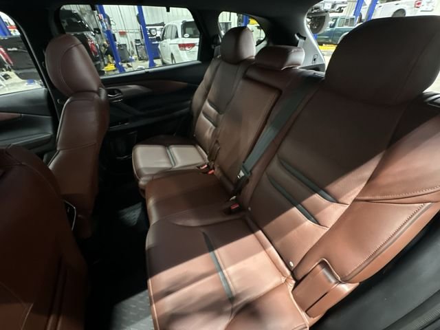 Used 2017 Black Mazda Signature image 30