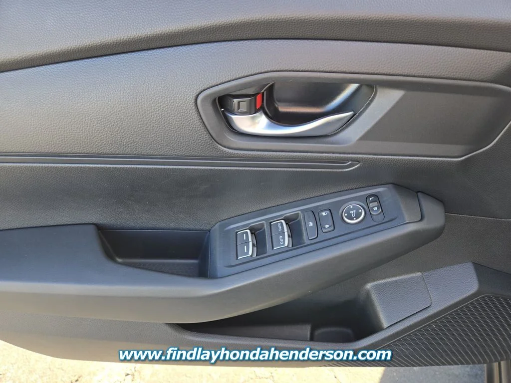 Certified Used 2025 Crystal Black Pearl Honda LX image 24