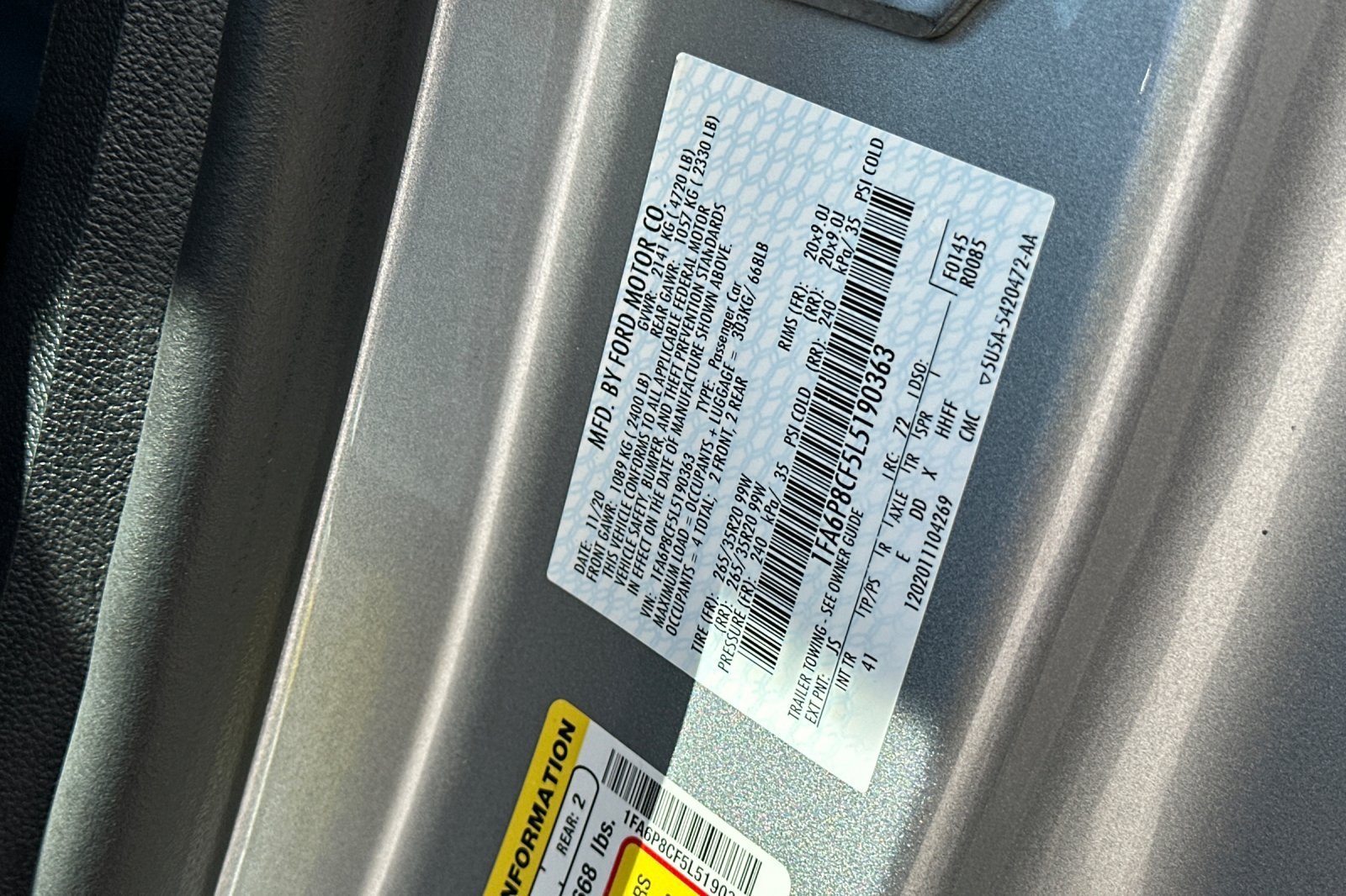 Used 2020 Silver Ford GT Premium image 31