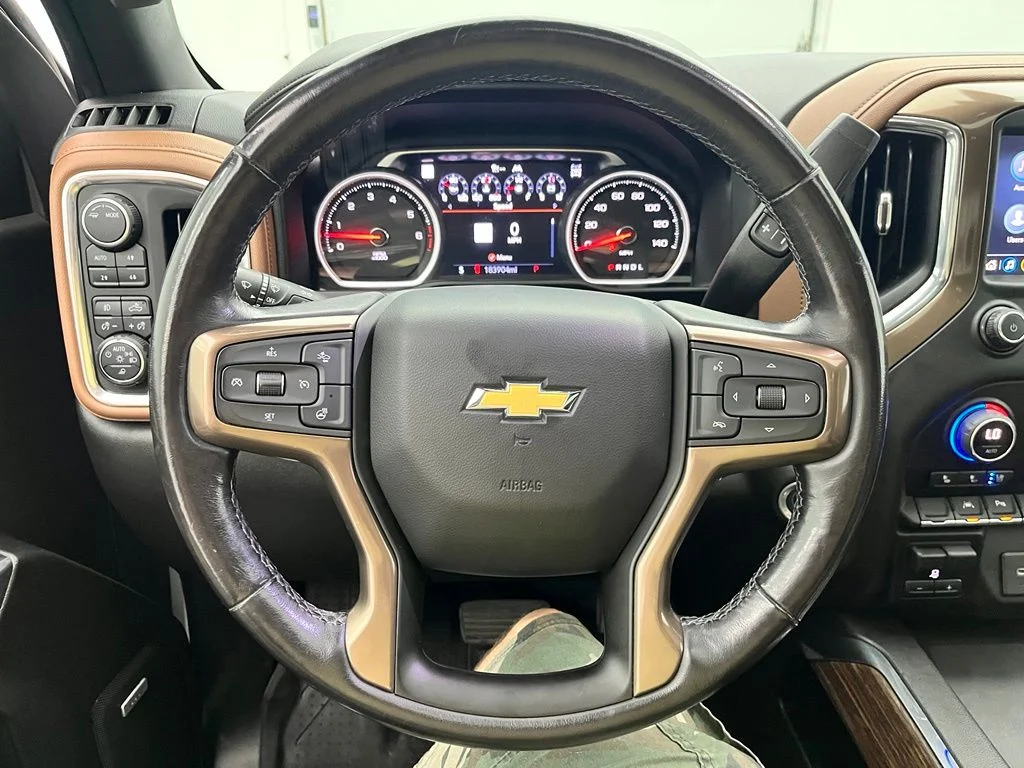 Used 2022 Beige Chevrolet High Country image 22