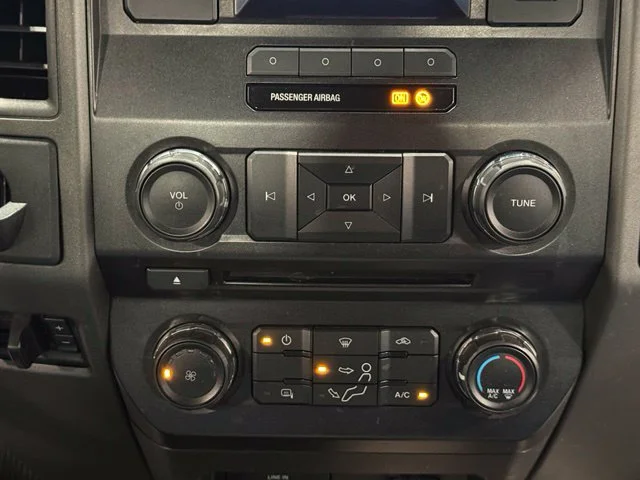 Used 2017 White Ford XL image 22