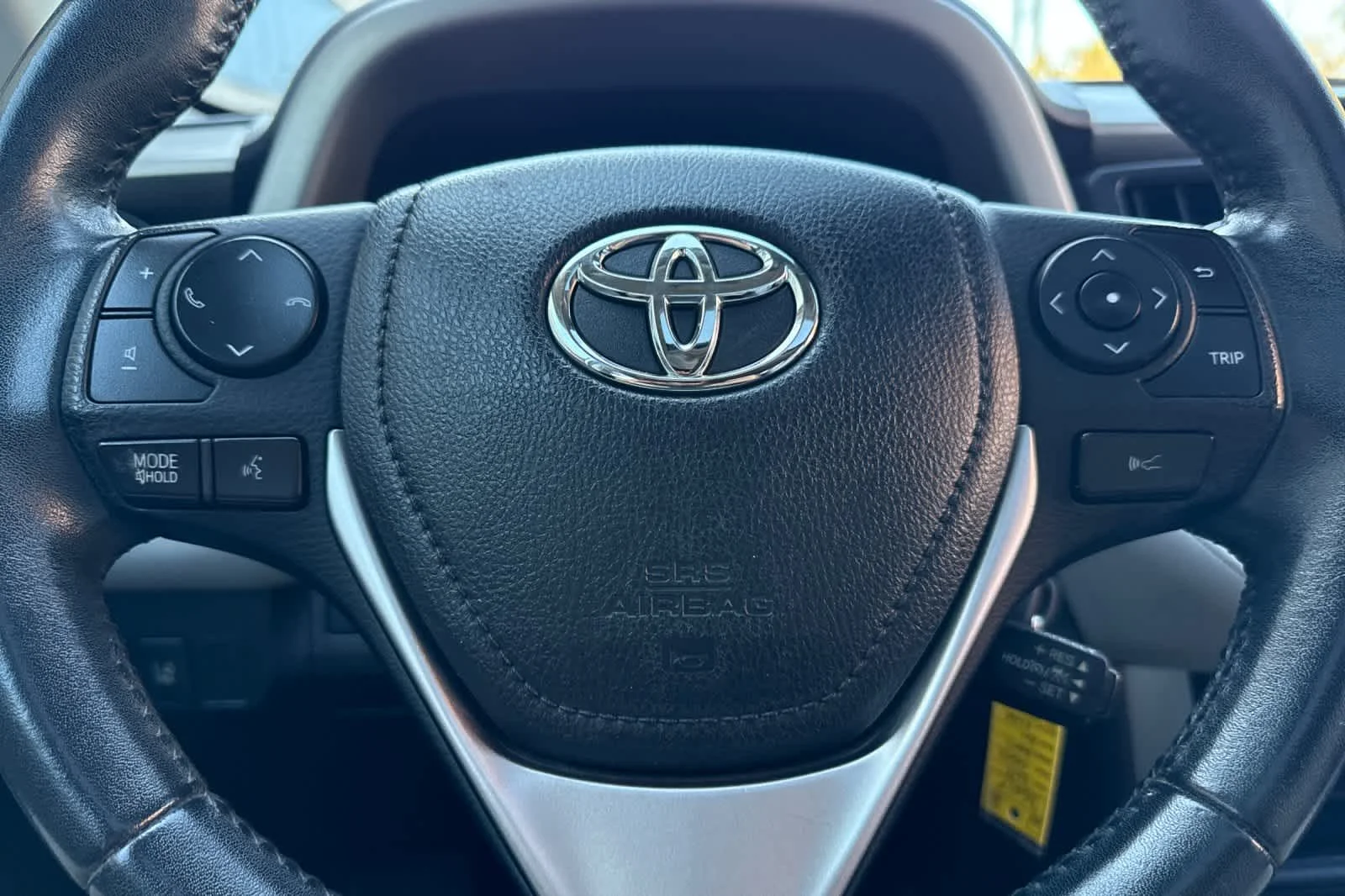 Used 2017 Silver Sky Metallic Toyota XLE image 22
