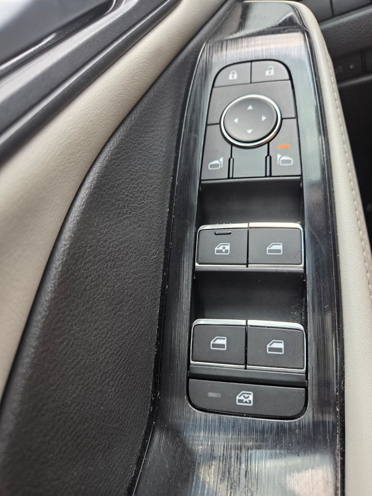 Used 2024 Black Nissan SL image 20