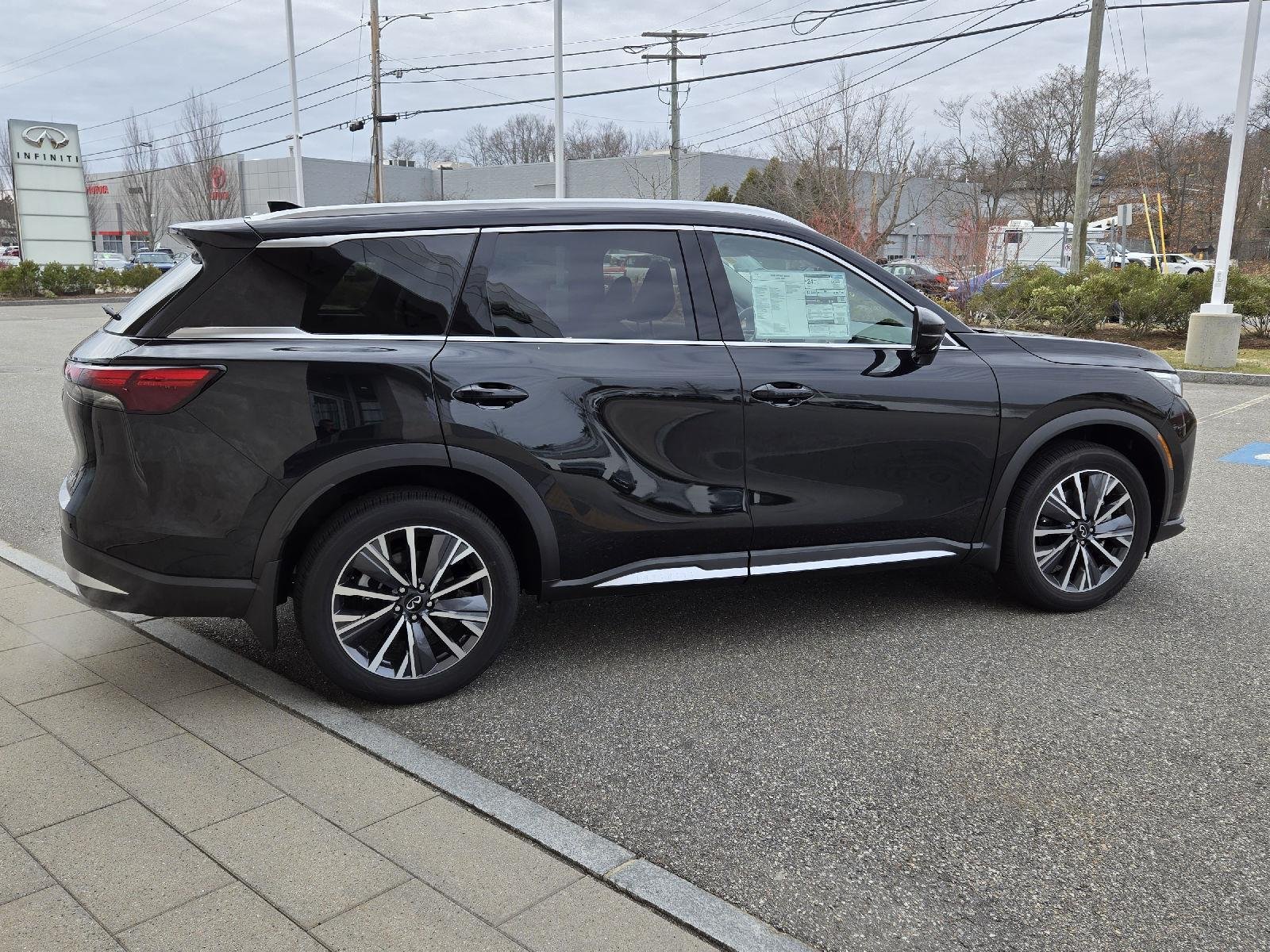 2026 INFINITI QX60 LUXE - Photo 14