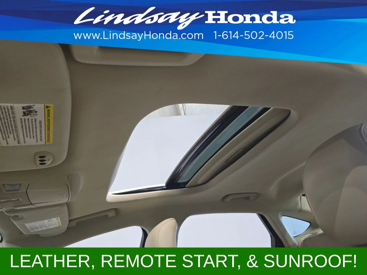 Used 2014 White Platinum Clearcoat Metallic Ford SE image 22