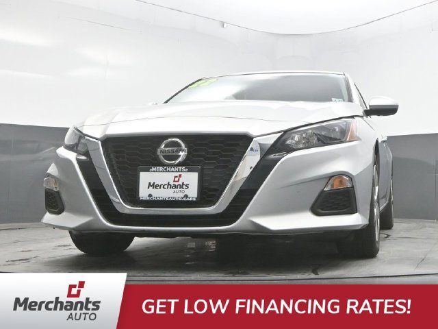 Used 2022 Silver Nissan 2.5 S image 37