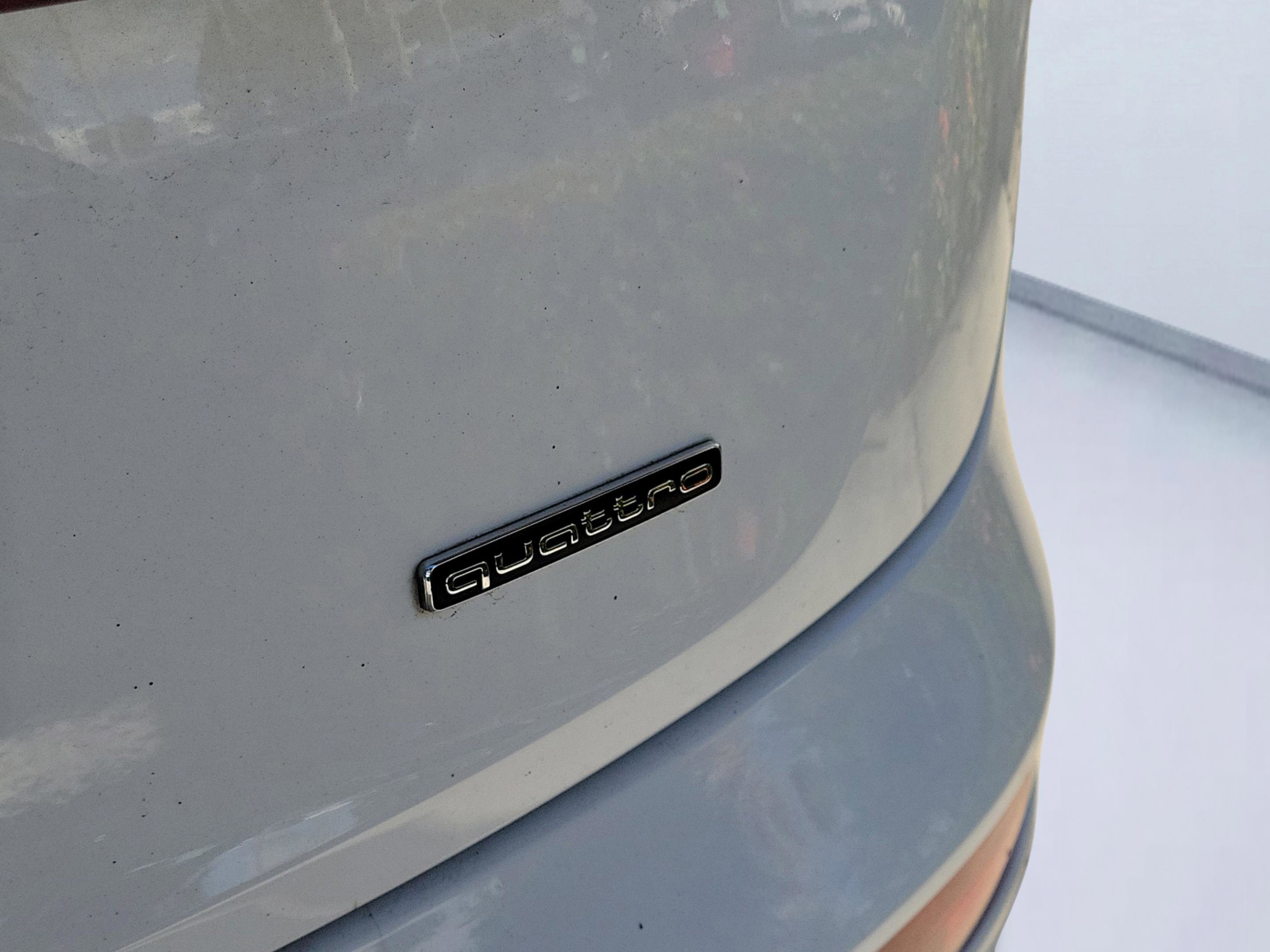 Used 2019  Audi Premium image 6