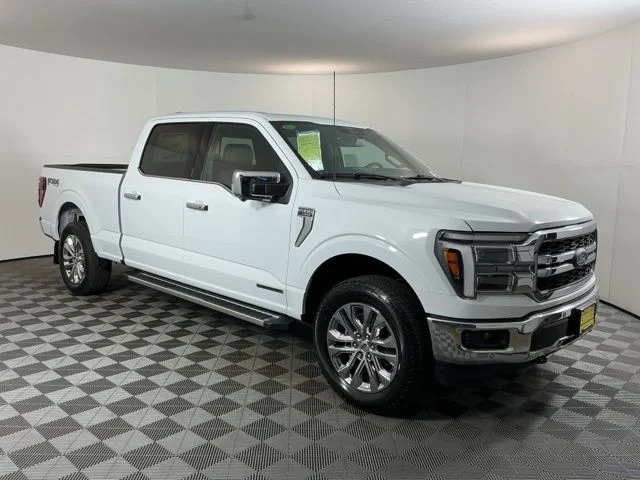 New 2025 Oxford White Ford Lariat image 3