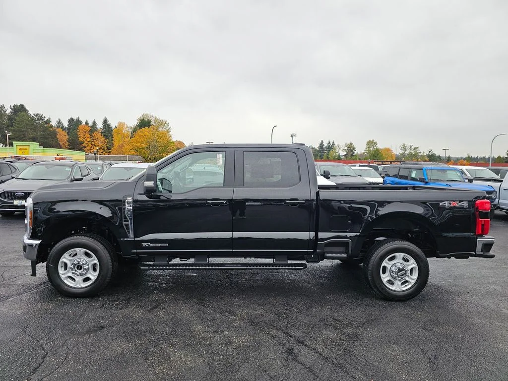 New 2026 Agate Black Metallic Ford F-350® XLT image 4