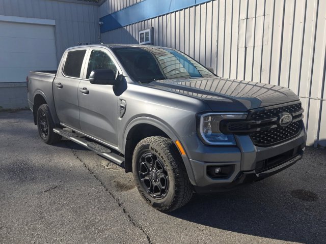 Used 2025 Gray Ford XLT image 3