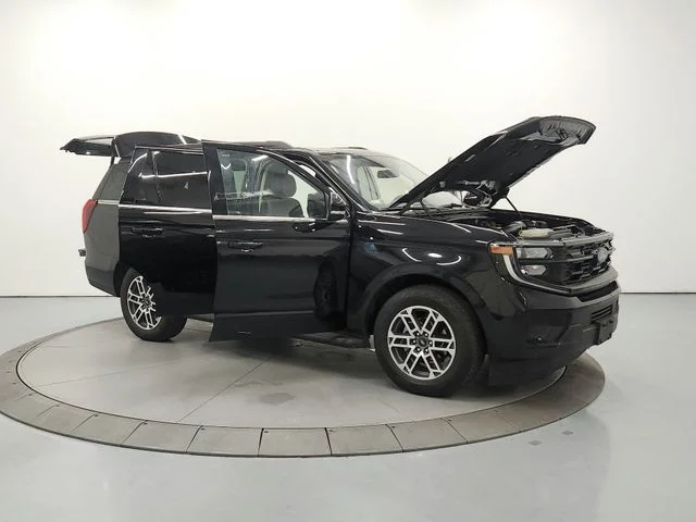 Used 2025 Black Ford Active image 10