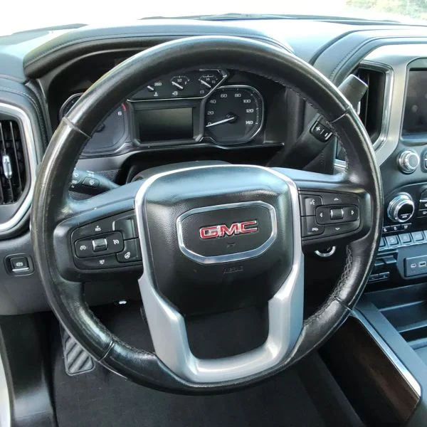 Used 2021 Silver GMC SLT Pickup 4D 5 3/4 ft image 26