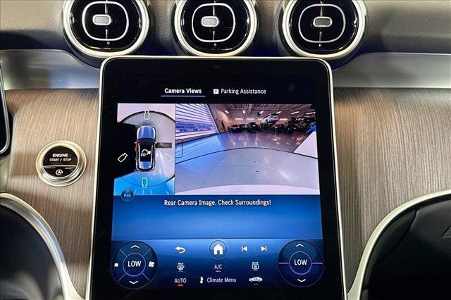 New 2026 Polar White Mercedes-Benz GLC 300 image 43
