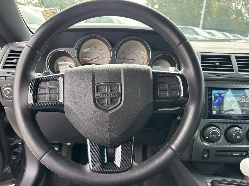 Used 2014 Black Dodge R/T image 9