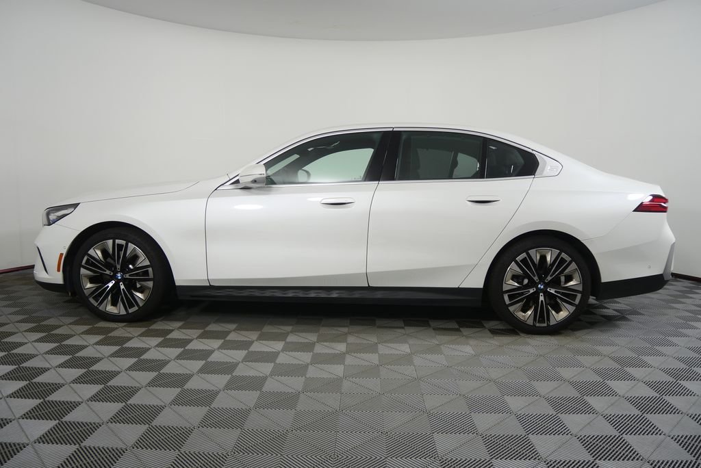 Certified Used 2025 Mineral White Metallic BMW 530i image 6