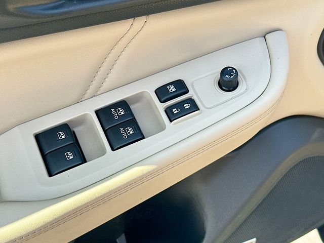 Certified Used 2018 Blue Subaru 2.5i image 18