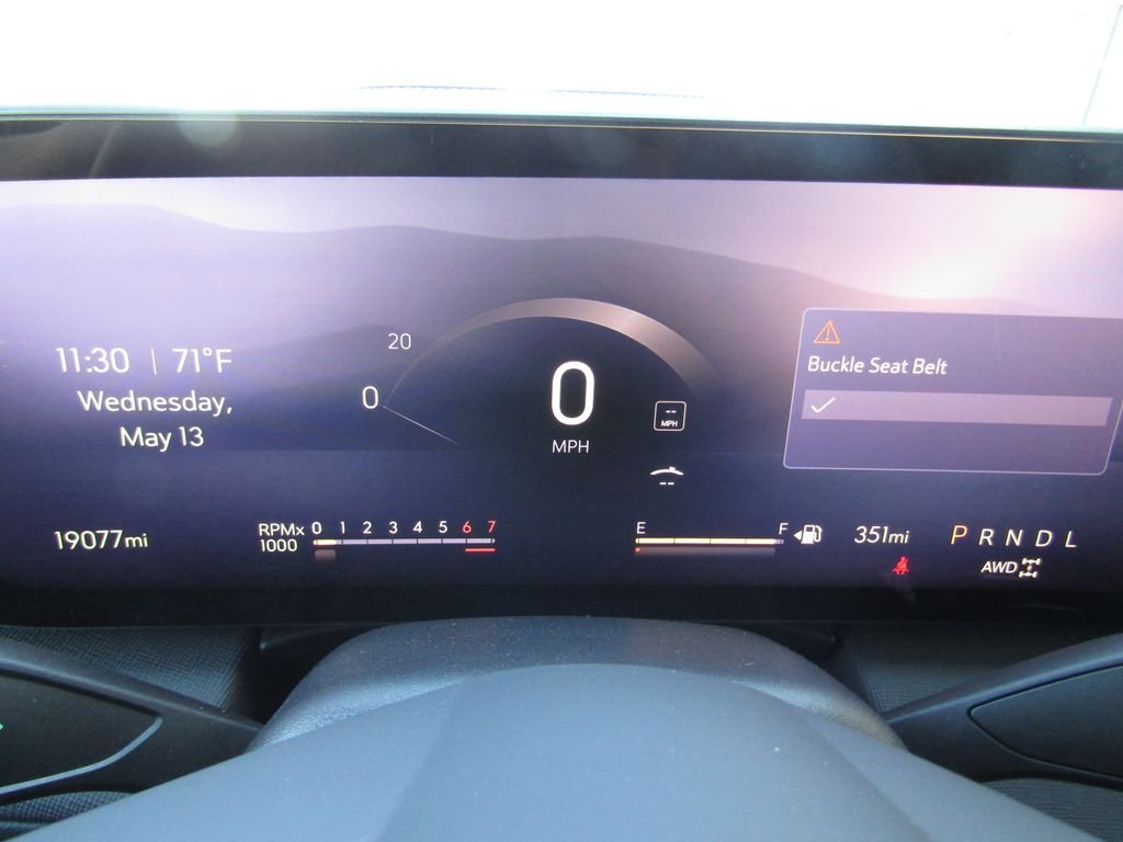Used 2025 Black Buick Sport Touring image 31