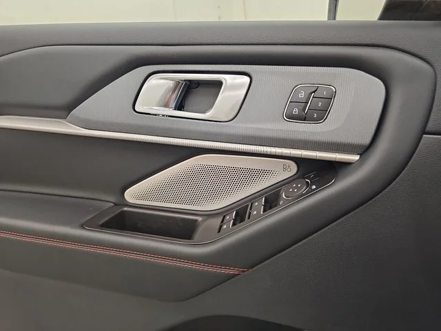 New 2026 Agate Black Metallic Ford ST image 42