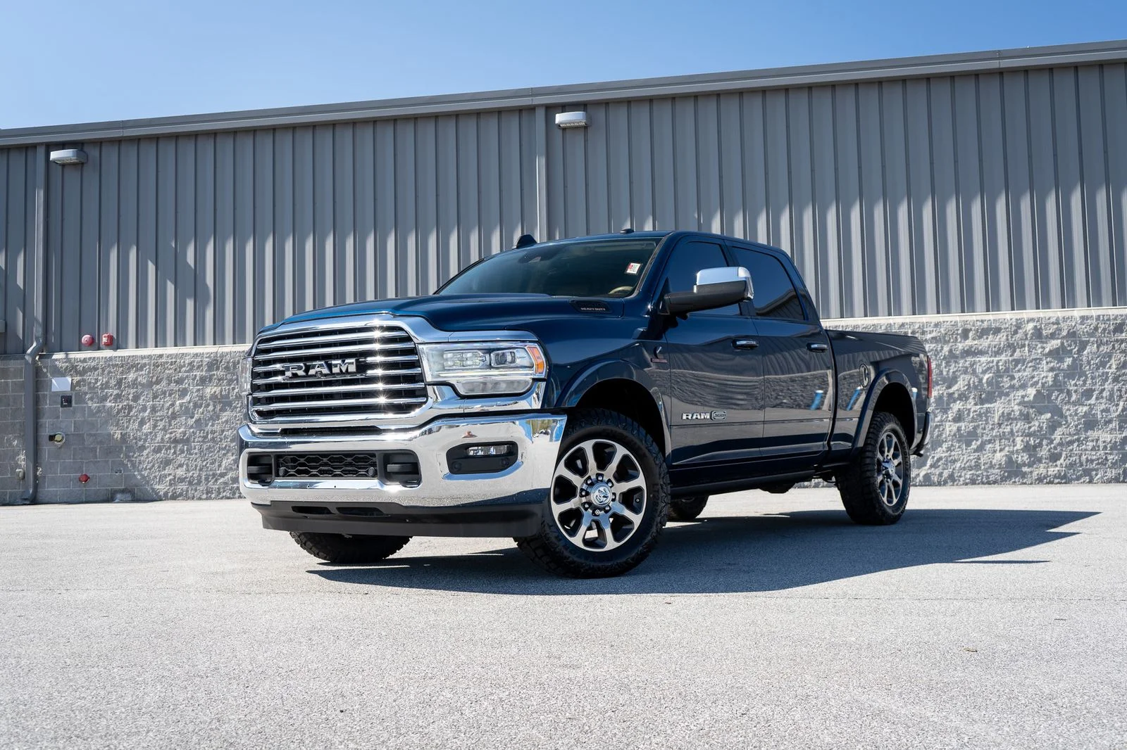 Used 2019 Blue Ram Laramie Longhorn image 1