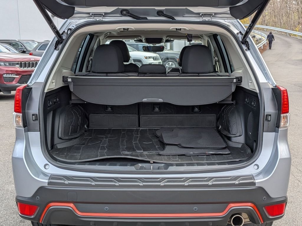 Used 2023 Silver Subaru Sport image 6