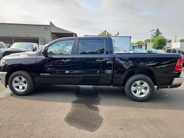 New 2026 Diamond Black Crystal Pearl-Coat Exterior Paint RAM BIG HORN image 4