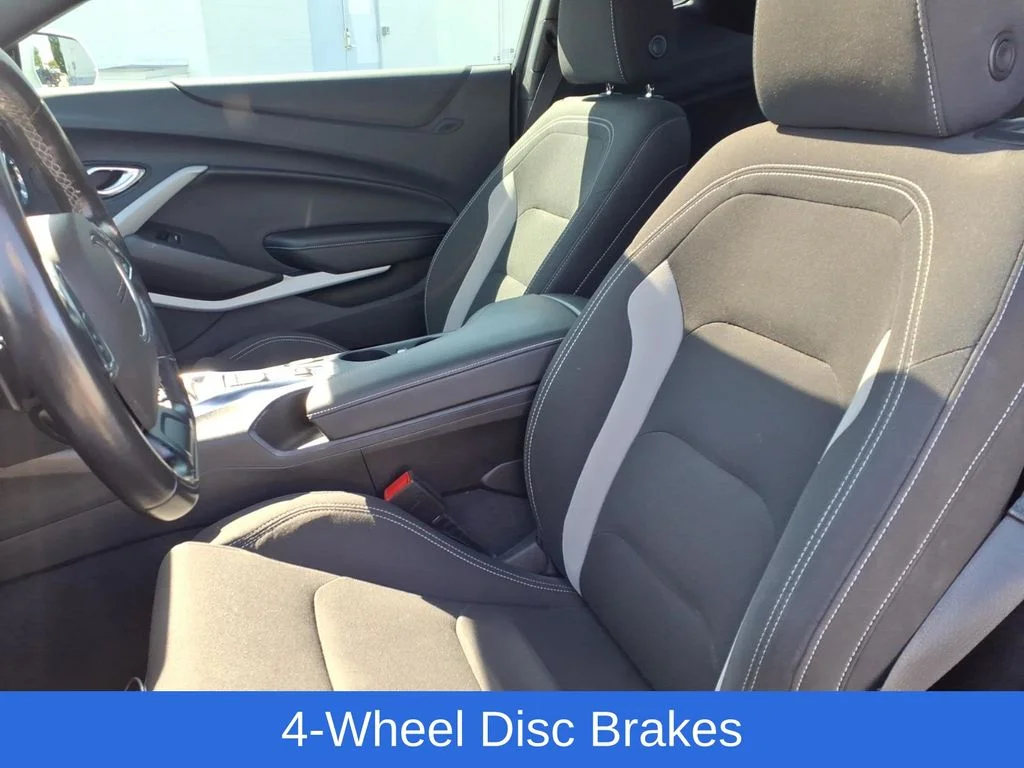 Used 2023 White Chevrolet 1LT image 17