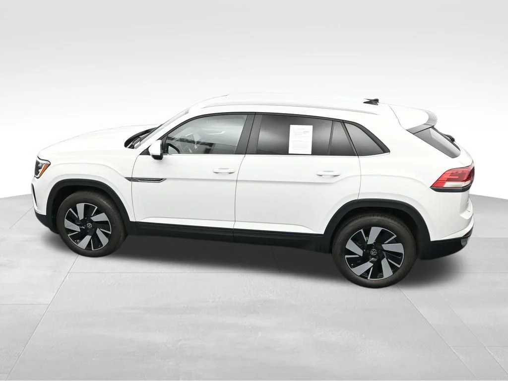 2025 Volkswagen Atlas Cross Sport SE w/Tech - Photo 34