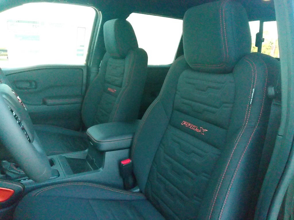 2026 Nissan Frontier PRO-X - Photo 10