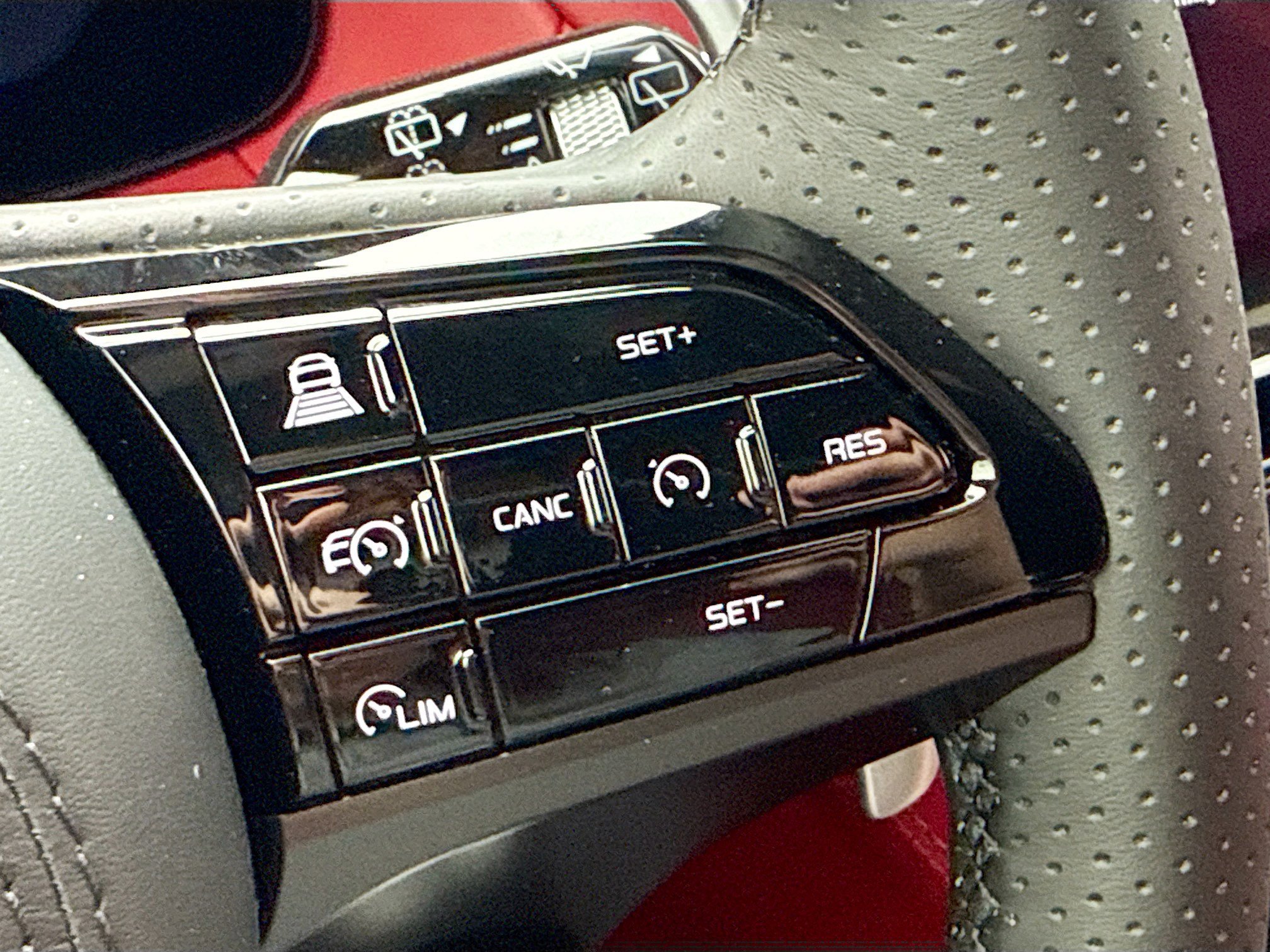 2025 Maserati Grecale MODENA - Photo 39