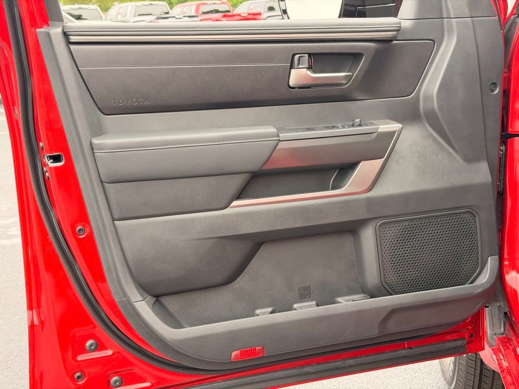 2026 Toyota Tundra SR5 - Photo 18