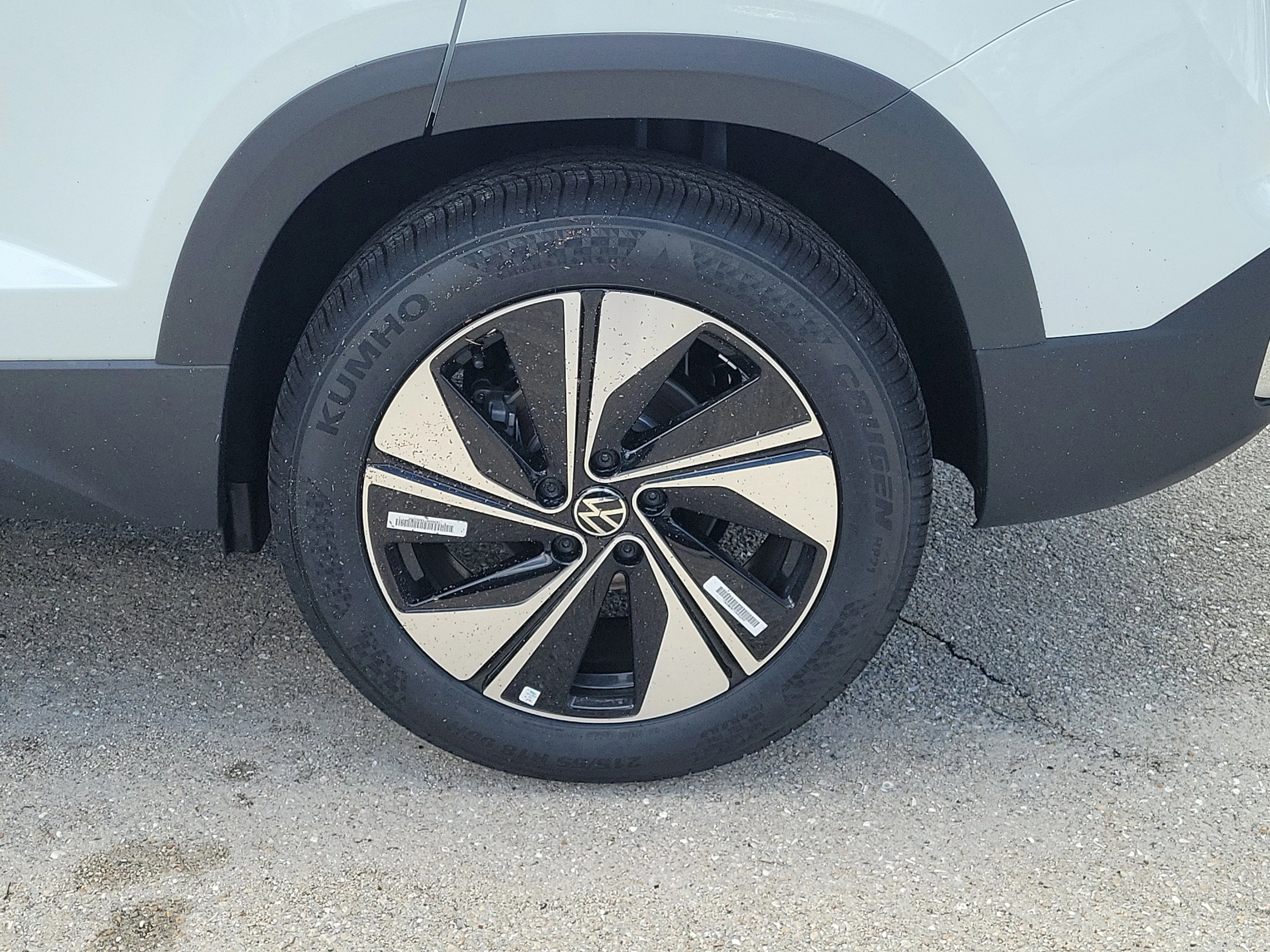 New 2026 White Volkswagen 1.5T SE image 30