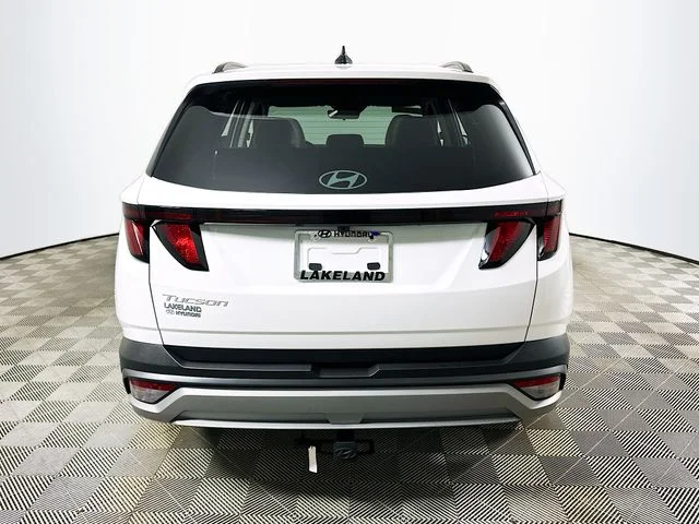 New 2026 White Hyundai SEL image 4