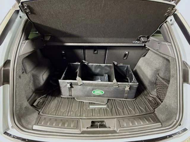 New 2026 Arroios Grey Land Rover S image 28