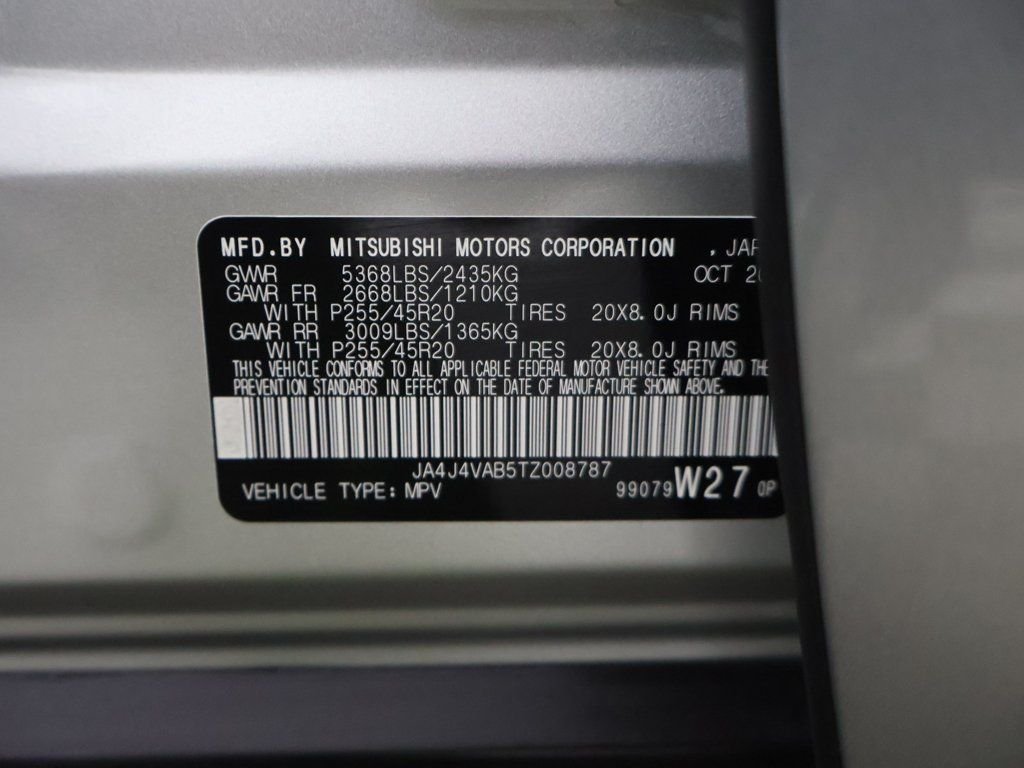 New 2026 Silver Mitsubishi SE image 52