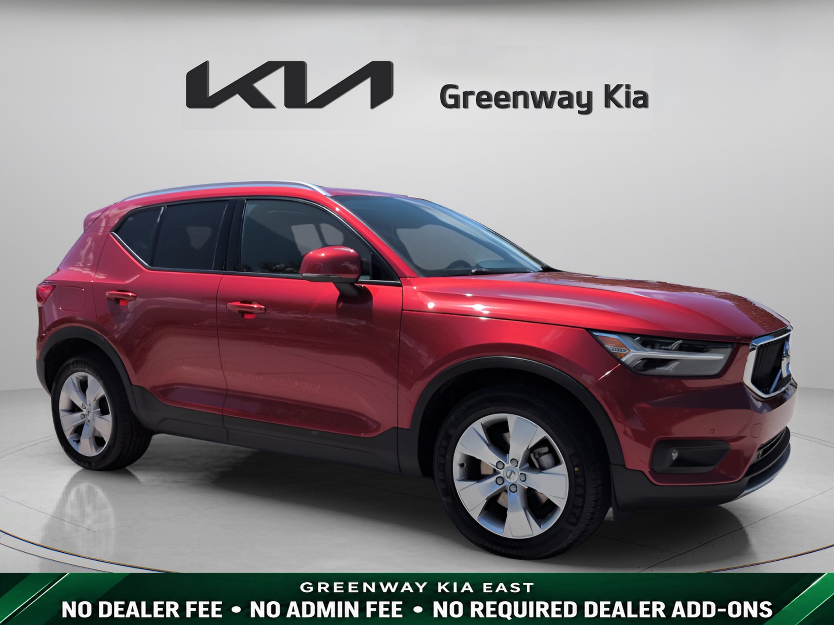2021 Volvo XC40 Momentum